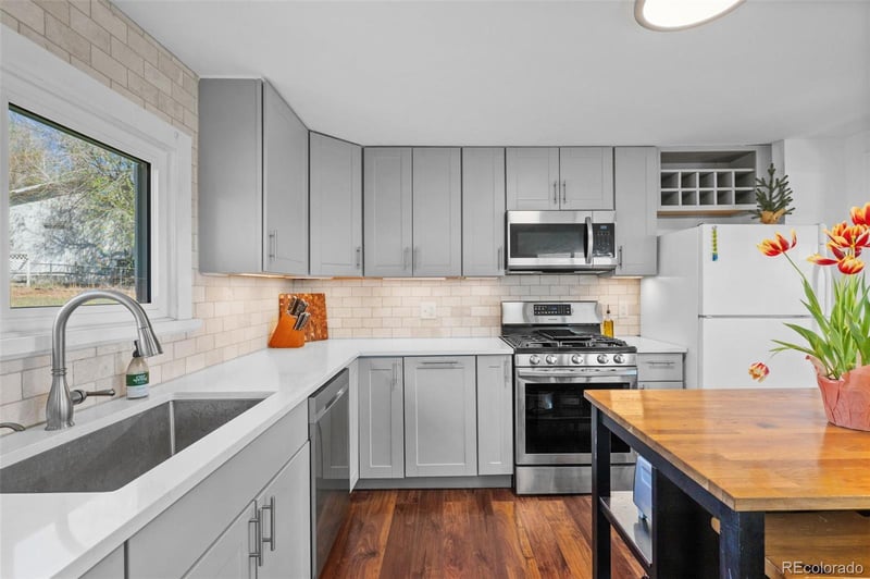 3357 S Zuni St, Englewood, CO 80110