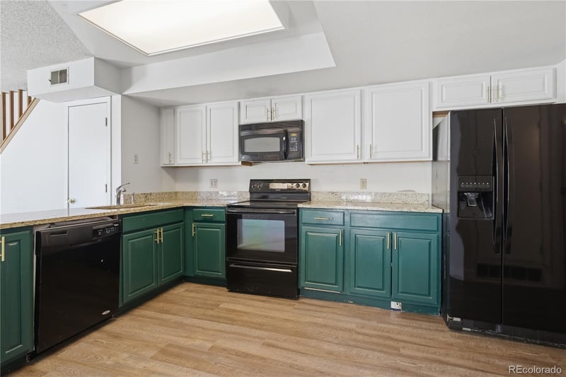 992 Dearborn Way #12, Aurora, CO 80012