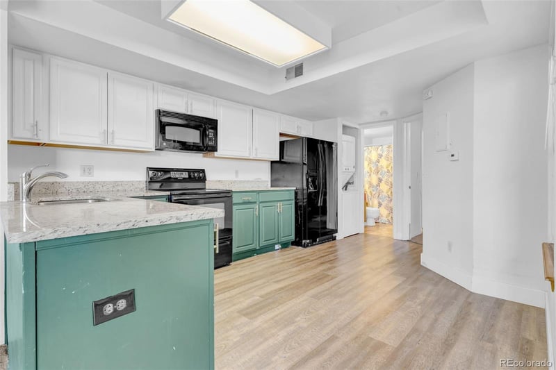 992 Dearborn Way #12, Aurora, CO 80012