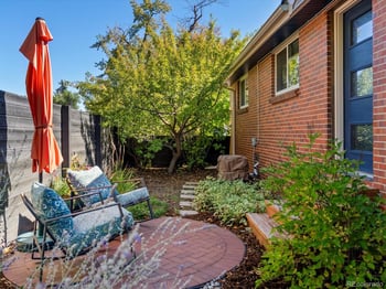 2289 Hudson St, Denver, CO 80207