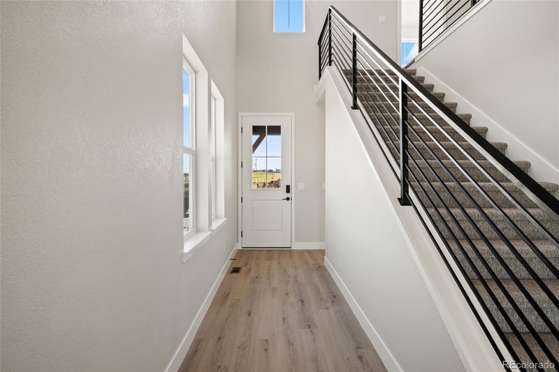 8669 Leaf Sedge Ln, Littleton, CO 80125