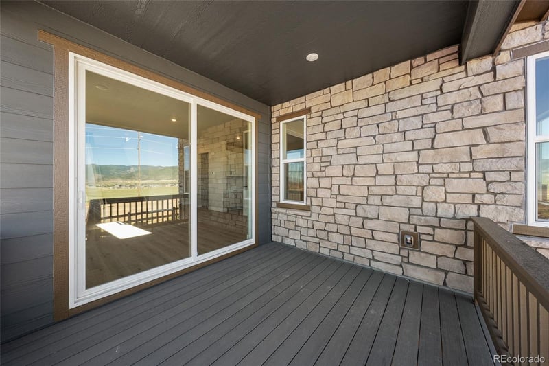 8669 Leaf Sedge Ln, Littleton, CO 80125