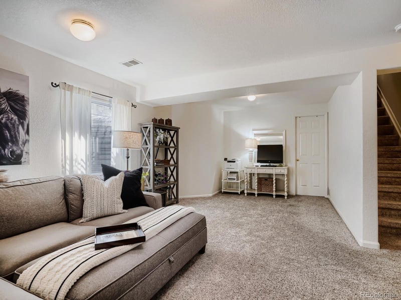 36 Woodland Cir, Highlands Ranch, CO 80126