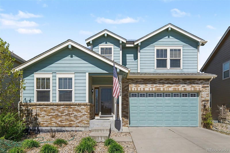 23502 Alabama Dr, Aurora, CO 80018