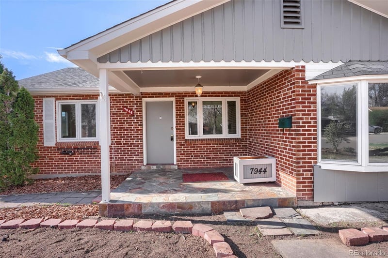 7944 W 17th Ave, Lakewood, CO 80214