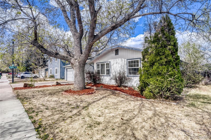 2000 Derby Ct, Fort Collins, CO 80526