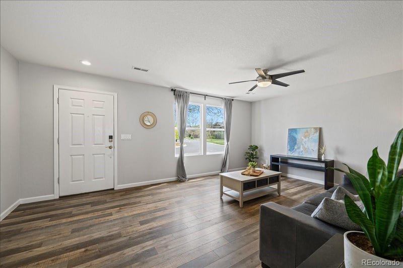 10659 Upper Highland Dr, Longmont, CO 80504