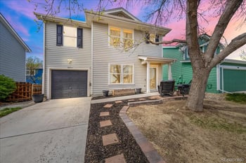 10659 Upper Highland Dr, Longmont, CO 80504