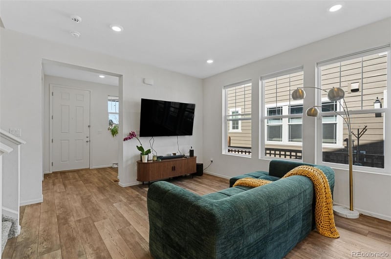 6084 Malta St, Aurora, CO 80019