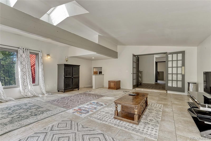 811 Nob Hill Trl, Franktown, CO 80116