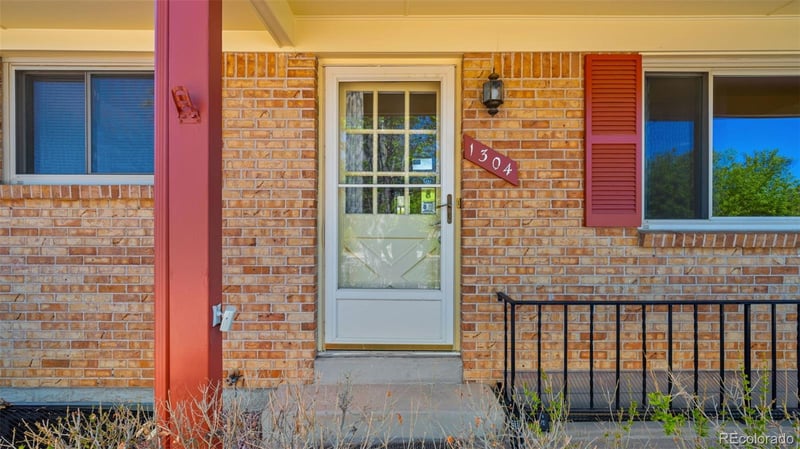 1304 De Reamer Cir, Colorado Springs, CO 80915