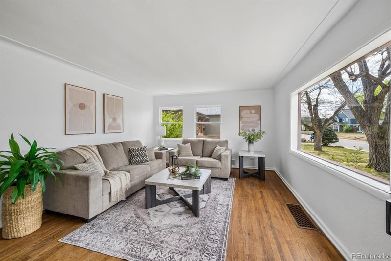 1608 Steele St, Denver, CO 80210