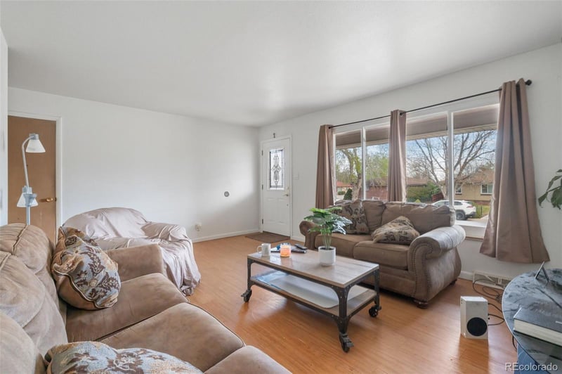 1207 S Gray St, Lakewood, CO 80232