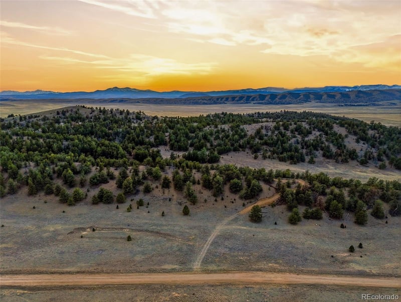 585 Vaquero Way, Como, CO 80432