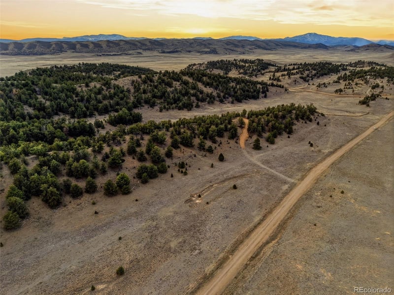 585 Vaquero Way, Como, CO 80432