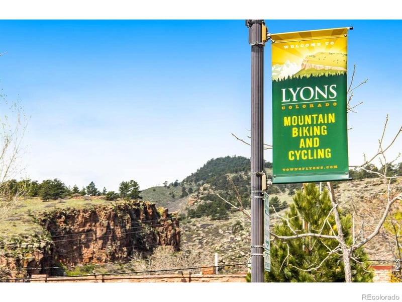 223 Stone Canyon Rd, Lyons, CO 80540