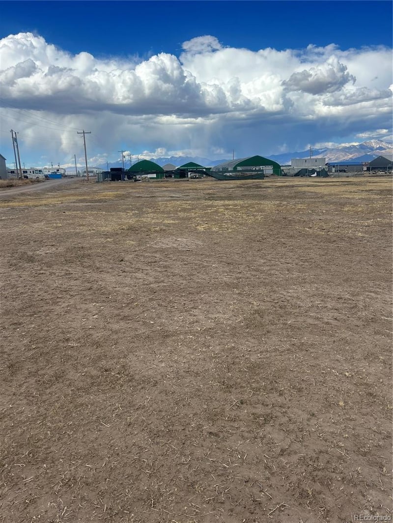 800 S Reigel Ct, Moffat, CO 81143