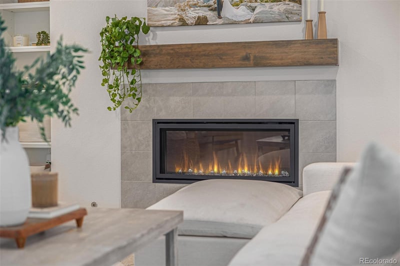 3986 Fultondale St, Aurora, CO 80019