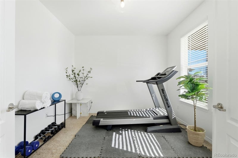 6247 Muscadine Ct, Aurora, CO 80016