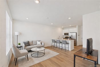 1964 Gold Bug Way, Aurora, CO 80018