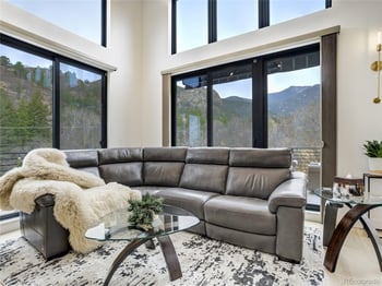 284 Crystal Park Rd, Manitou Springs, CO 80829