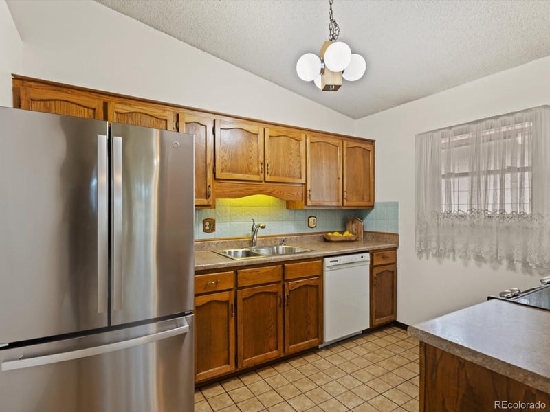 1110 Branding Iron Dr, Colorado Springs, CO 80915