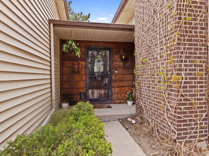 1110 Branding Iron Dr, Colorado Springs, CO 80915