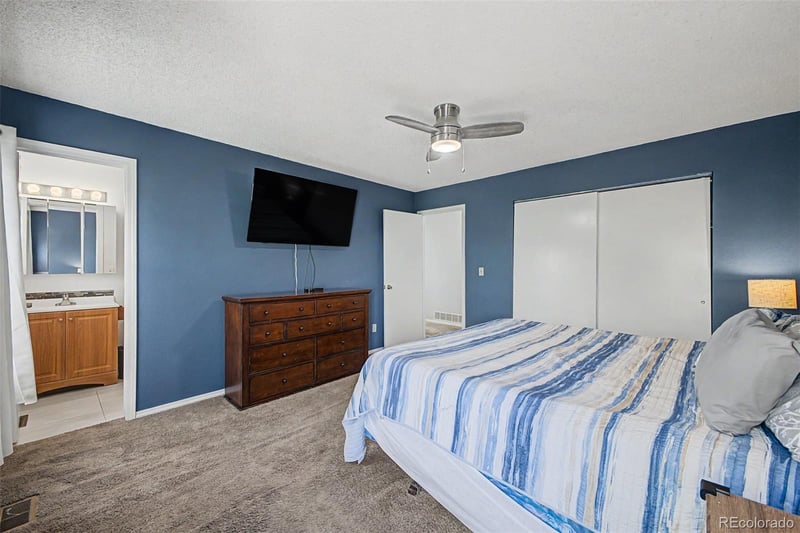 642 Howe Cir, Castle Rock, CO 80104