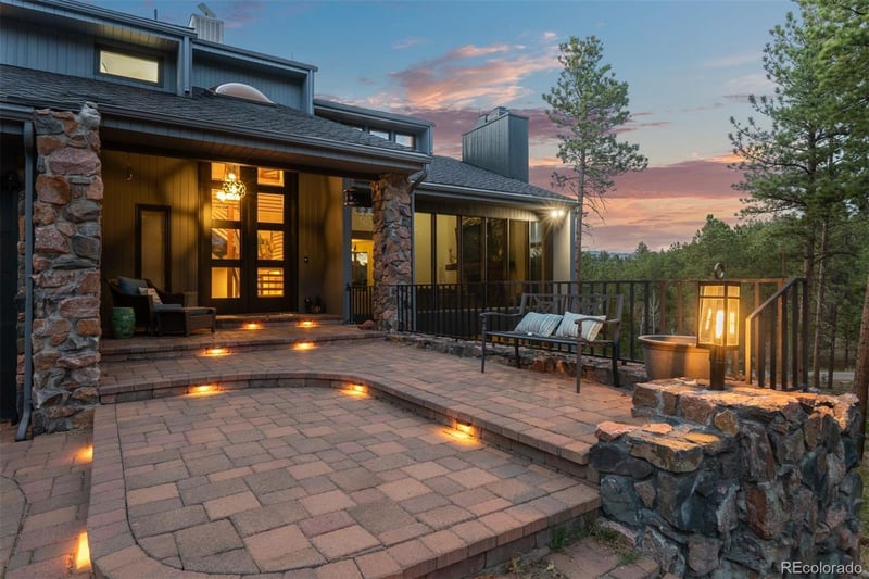 571 Sundown Ln, Evergreen, CO 80439