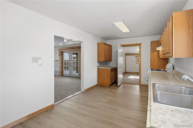 33931 Highway 285 , Villa Grove, CO 81155