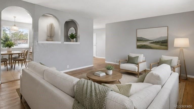 8701 Oakwood St, Westminster, CO 80031