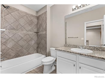 185 Sunbeam Ct, Erie, CO 80516