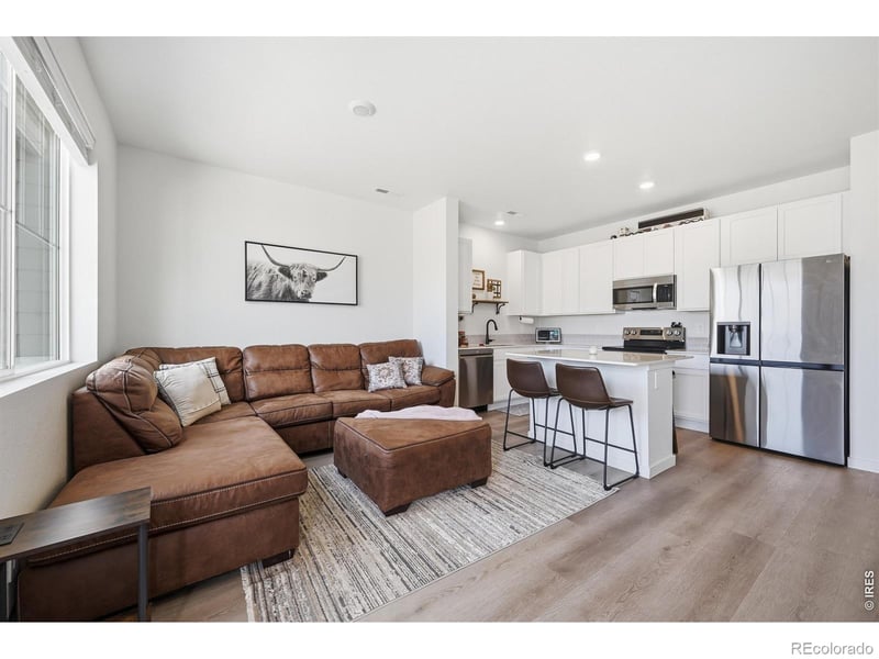 438 Mountain Bluebird Dr, Johnstown, CO 80534