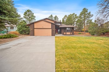 935 War Eagle Dr, Colorado Springs, CO 80919