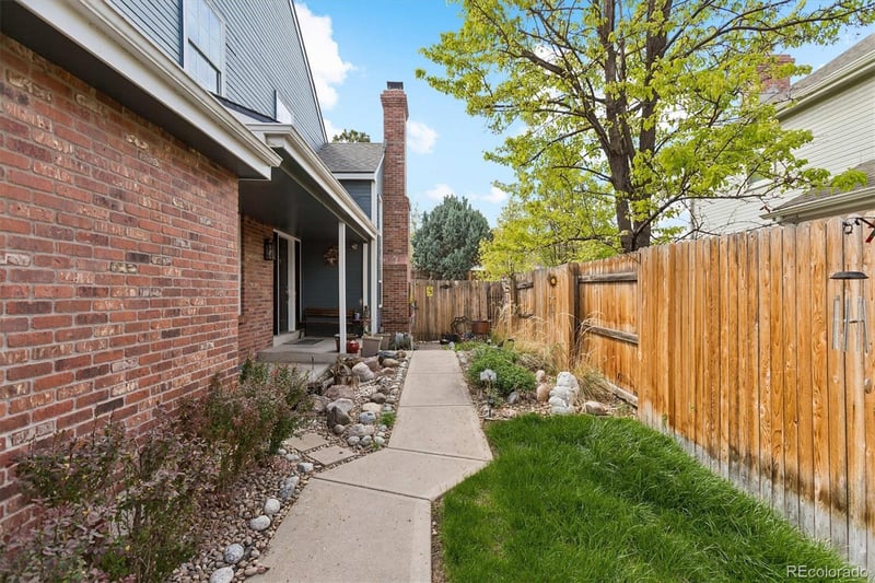 7509 Ivanhoe Cir, Centennial, CO 80112