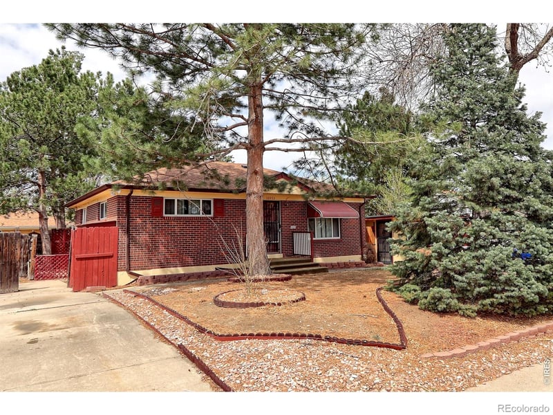 10953 Larson Dr, Northglenn, CO 80233