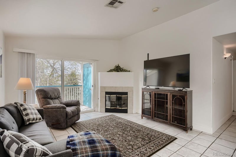 8437 Thunder Ridge Way #204, Highlands Ranch, CO 80126