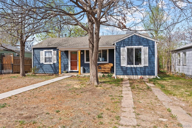 1729 Jamaica St, Aurora, CO 80010