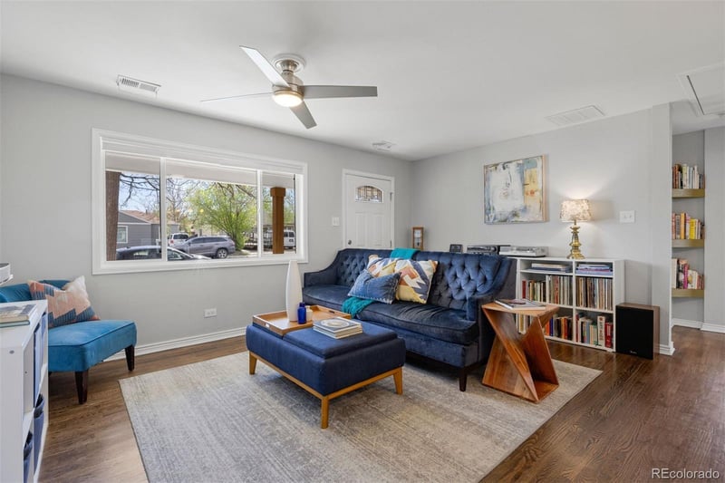 1729 Jamaica St, Aurora, CO 80010