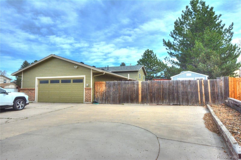 3135 Zephyr Dr, Colorado Springs, CO 80920