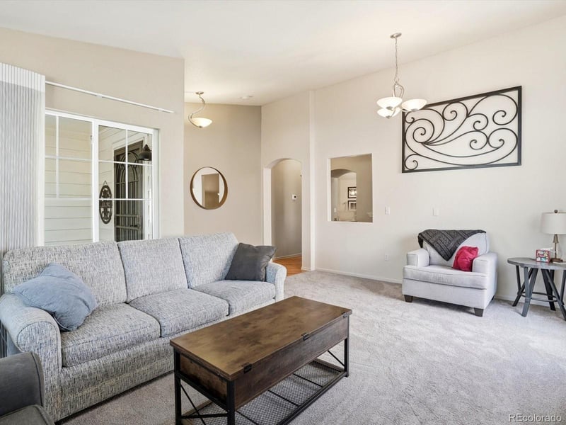 2136 98th Ave, Thornton, CO 80229