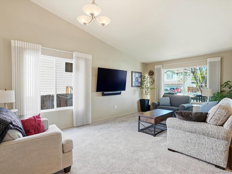 2136 E 98th Ave, Thornton, CO 80229