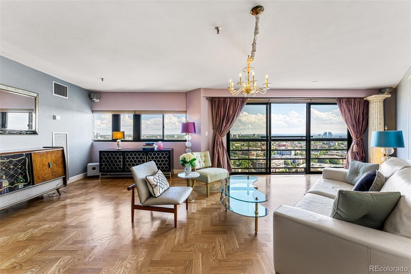 100 Park Ave #2006, Denver, CO 80205