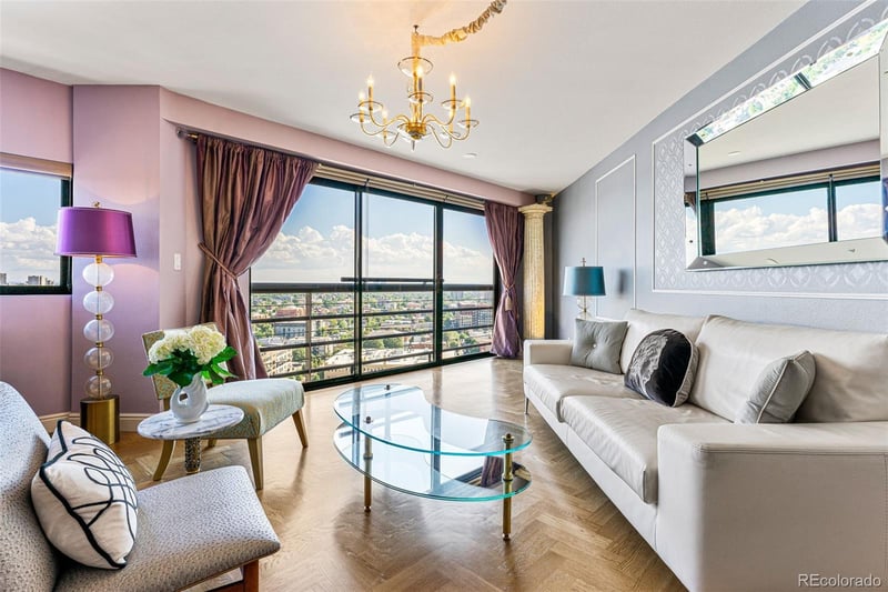 100 Park Ave #2006, Denver, CO 80205