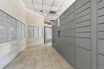 100 Park Ave #2006, Denver, CO 80205