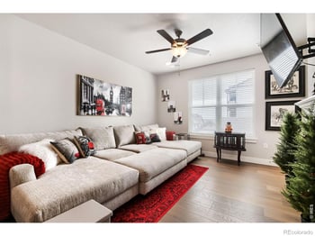 285 High Point Dr #H-205, Longmont, CO 80504