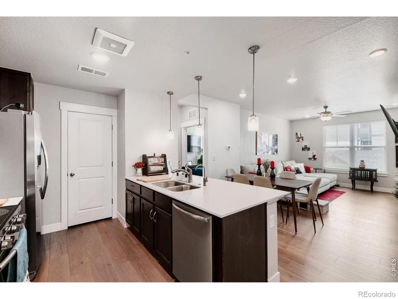 285 High Point Dr #H-205, Longmont, CO 80504