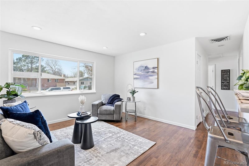 1618 Centennial Dr, Longmont, CO 80501