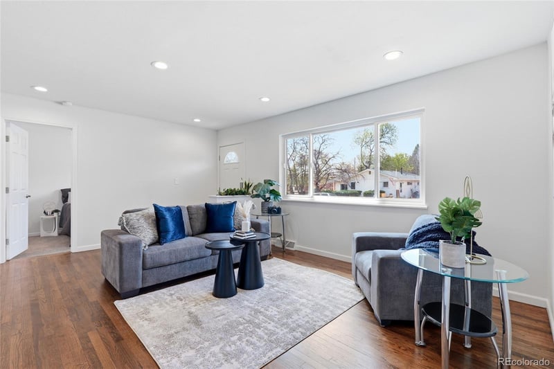 1618 Centennial Dr, Longmont, CO 80501