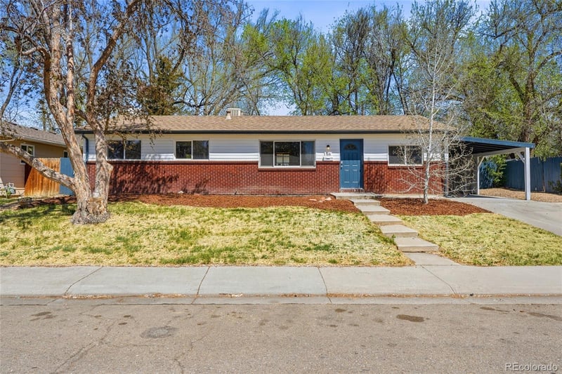 1618 Centennial Dr, Longmont, CO 80501